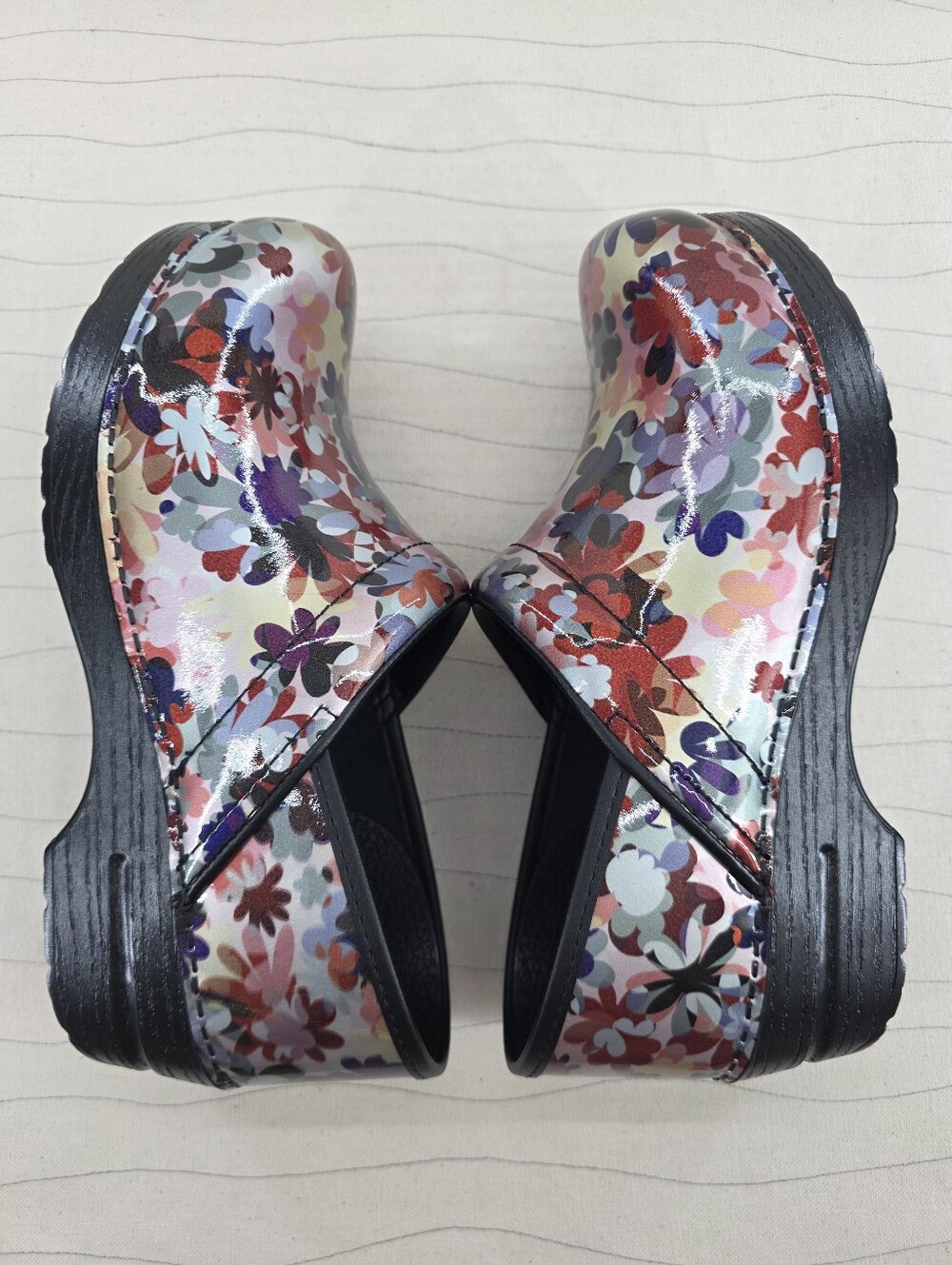 Dansko Womens Professional Patent Leather Boho Flower Clogs Sz 40 EU (9.5-10US) - Picture 8 of 12